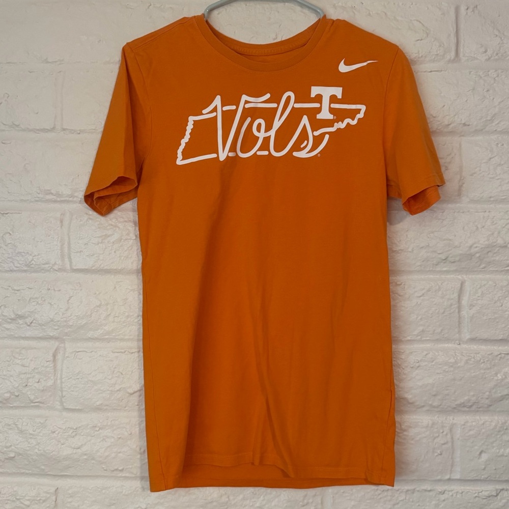 Tennessee Vols Nike Size Small x 2 Extra Vols Shirts Bundle of 3